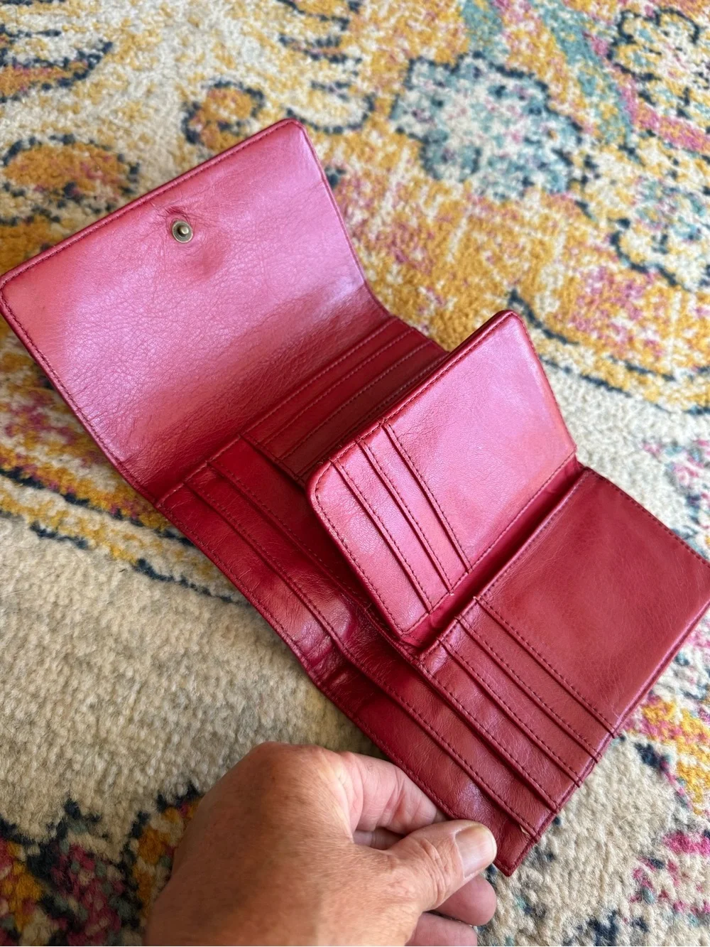 Relic Women’s Trifold Wallet in Burnt Red Leather